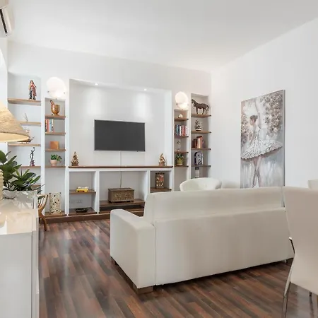 Daire Charming And Bright Flat In Trastevere *