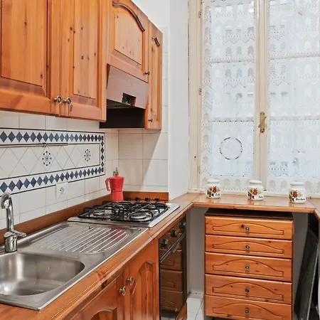 Charming And Bright Flat In Trastevere *