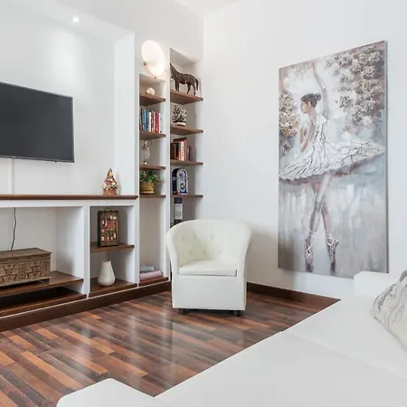 Daire Charming And Bright Flat In Trastevere Roma